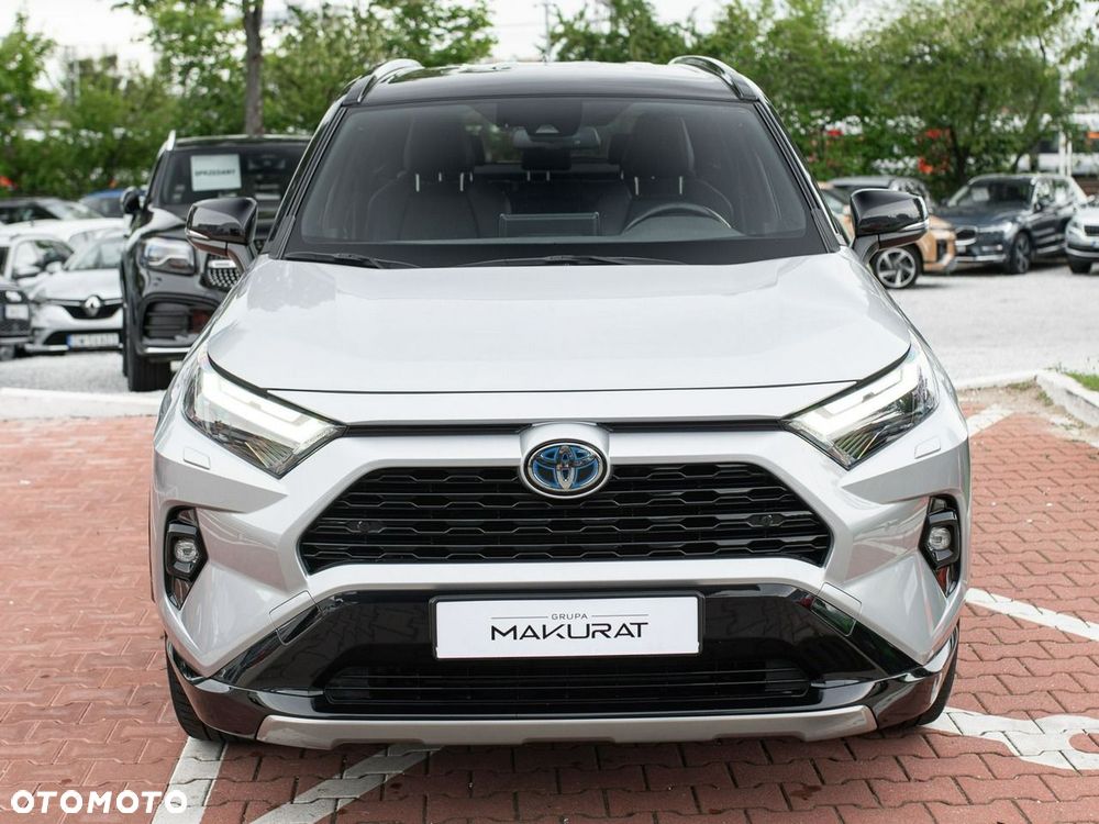 Toyota RAV4 - 8