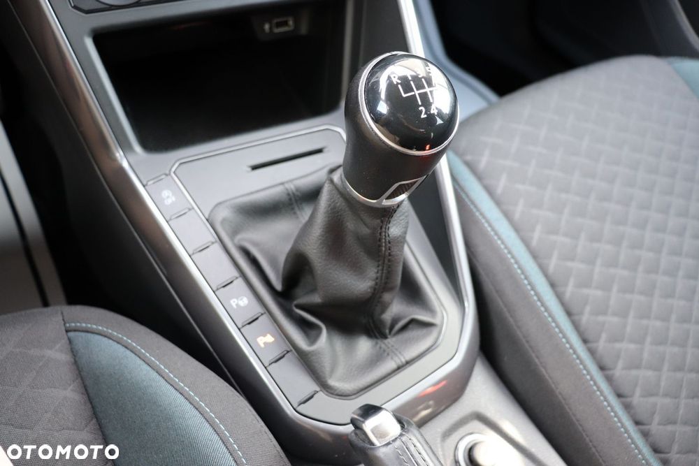 Volkswagen Polo - 18