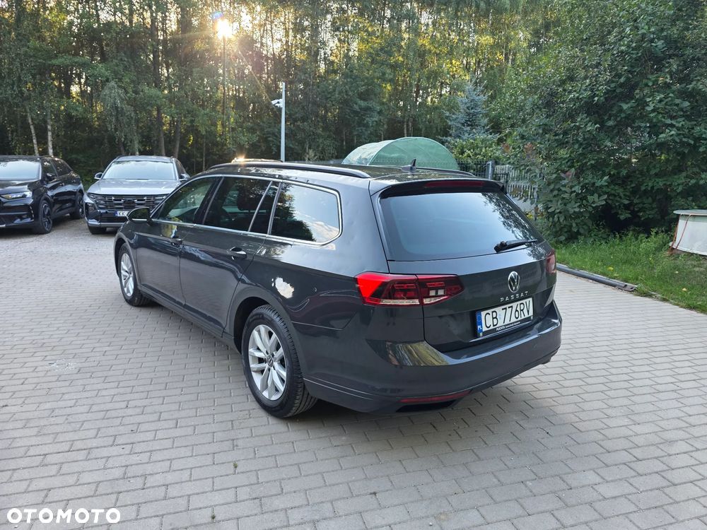 Volkswagen Passat 2.0 TDI SCR DSG Business - 6