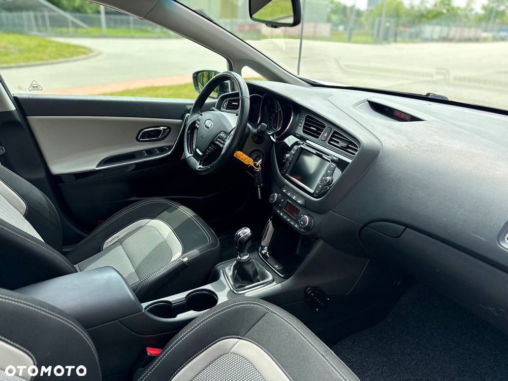 Kia Ceed 1.6 CRDi Business Line - 21