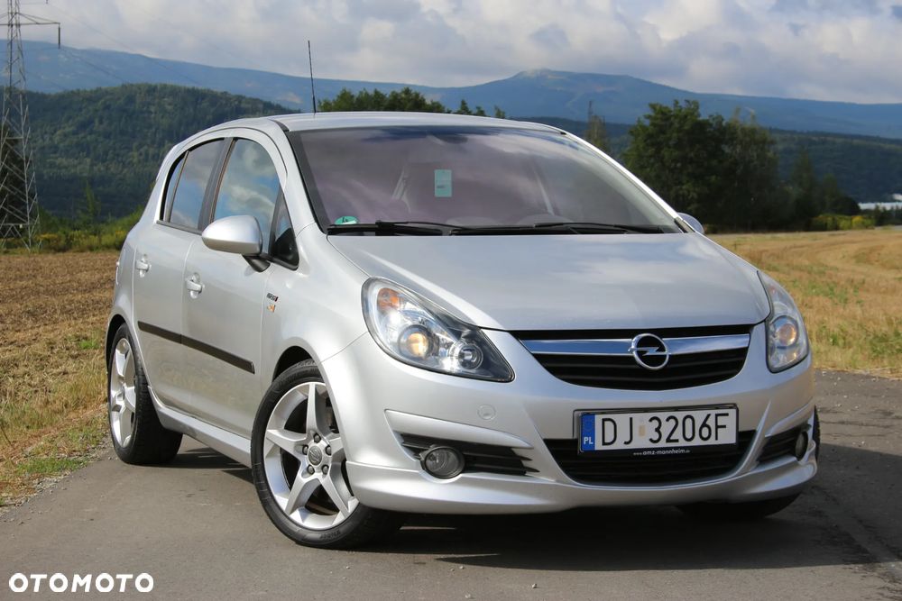 Opel Corsa 1.6T GSI - 7