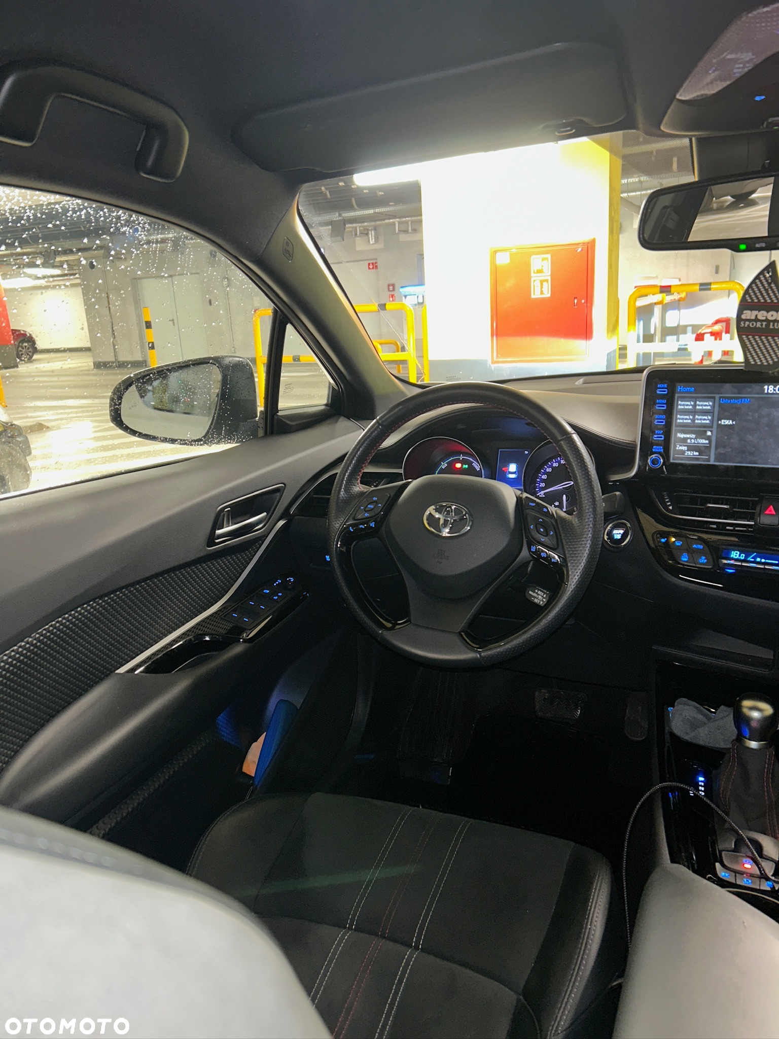 Toyota C-HR 2.0 Hybrid GR Sport - 28