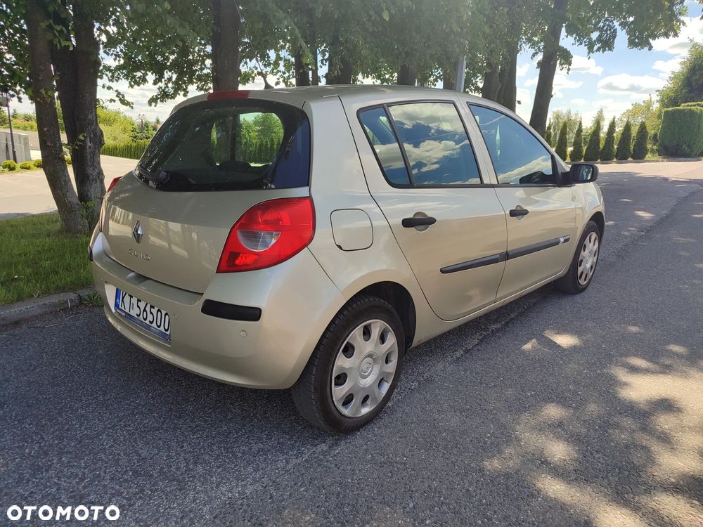 Renault Clio 1.2 16V Wind - 4