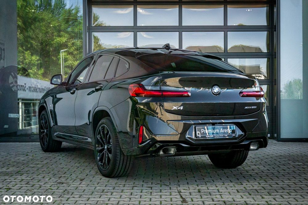 BMW X4 - 10