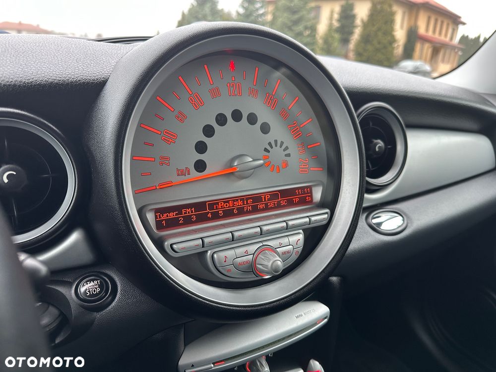 MINI Cooper 50 Camden - 21