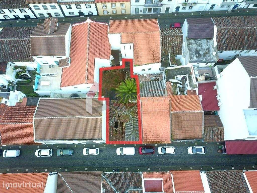 Oportunidade única no centro da Praia da Vitória! - Grande imagem: 3/14