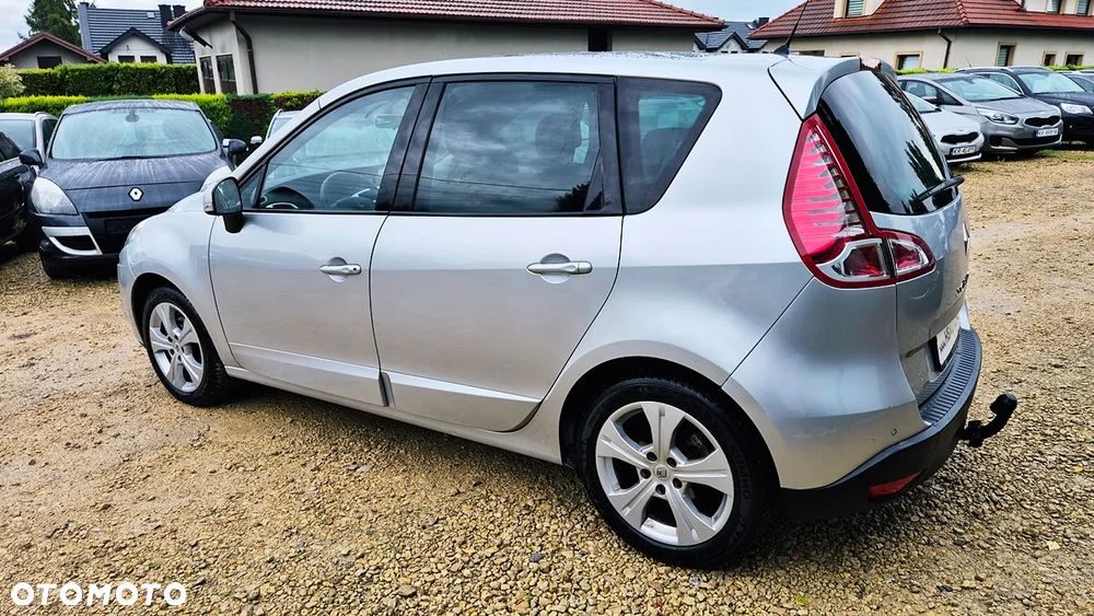 Renault Scenic 1.6 16V 110 Paris - 19
