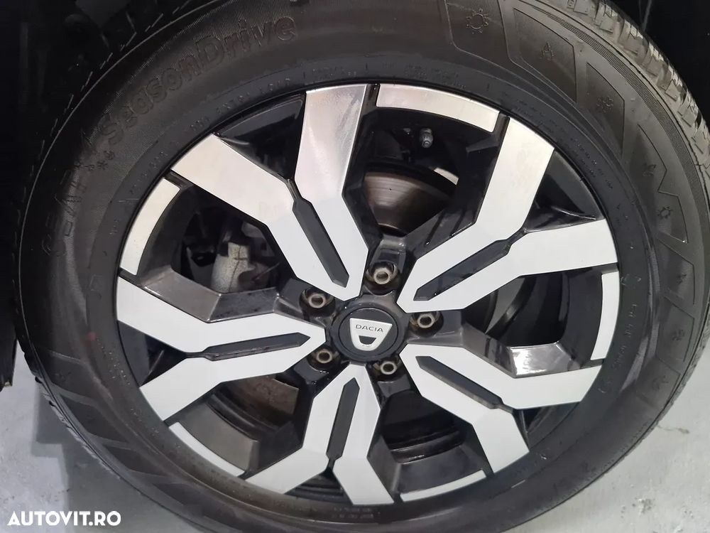 Dacia Duster TCe 150 EDC Prestige - 4