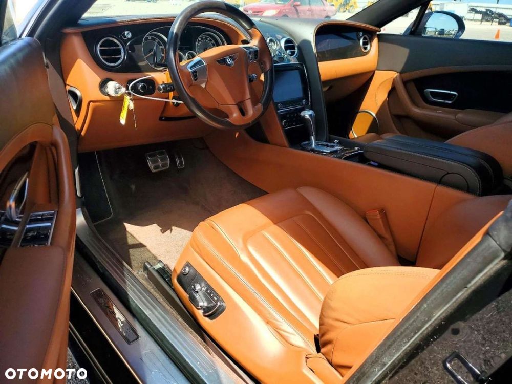 Bentley Continental GT - 9