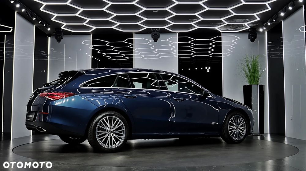 Mercedes-Benz CLA 200 d 8G-DCT - 9