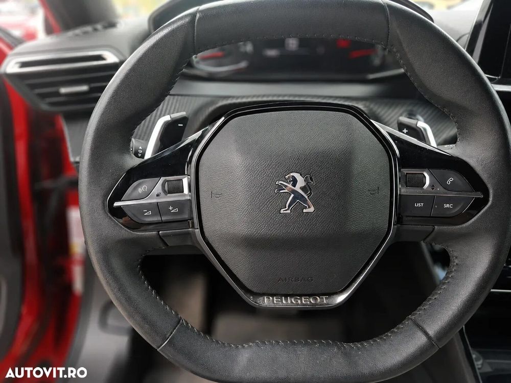 Peugeot 2008 - 6