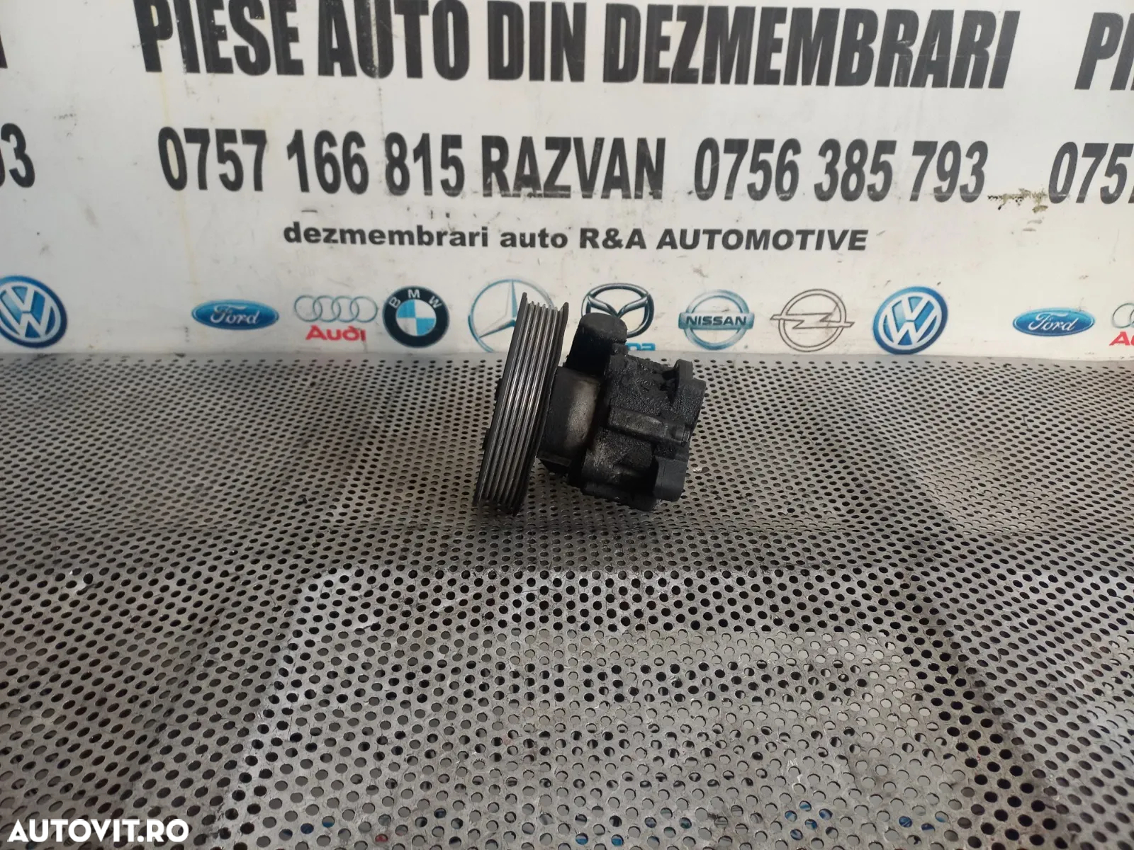 Pompa Servo Servodirectie Audi A6 4F C6 A5 A4 B7 Q7 A8 D3 Vw Phaeton 2.7 Tdi 3.0 Tdi Cod 4FA An 200 - 3