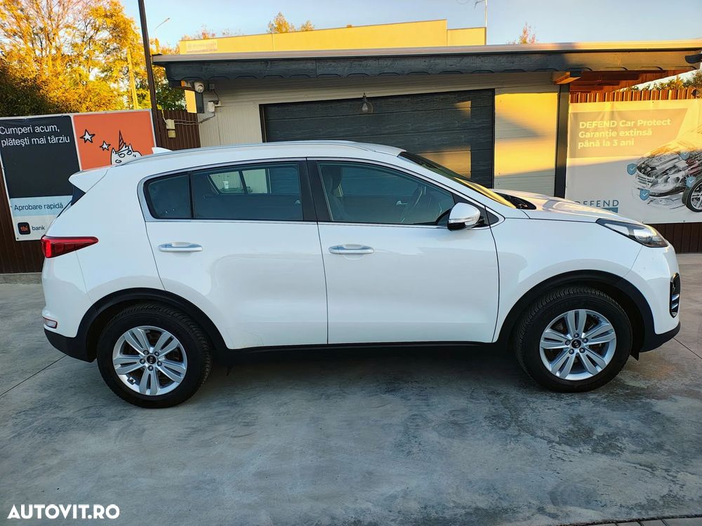 Kia Sportage 1.7 CRDI 2WD Dream-Team Edition - 3