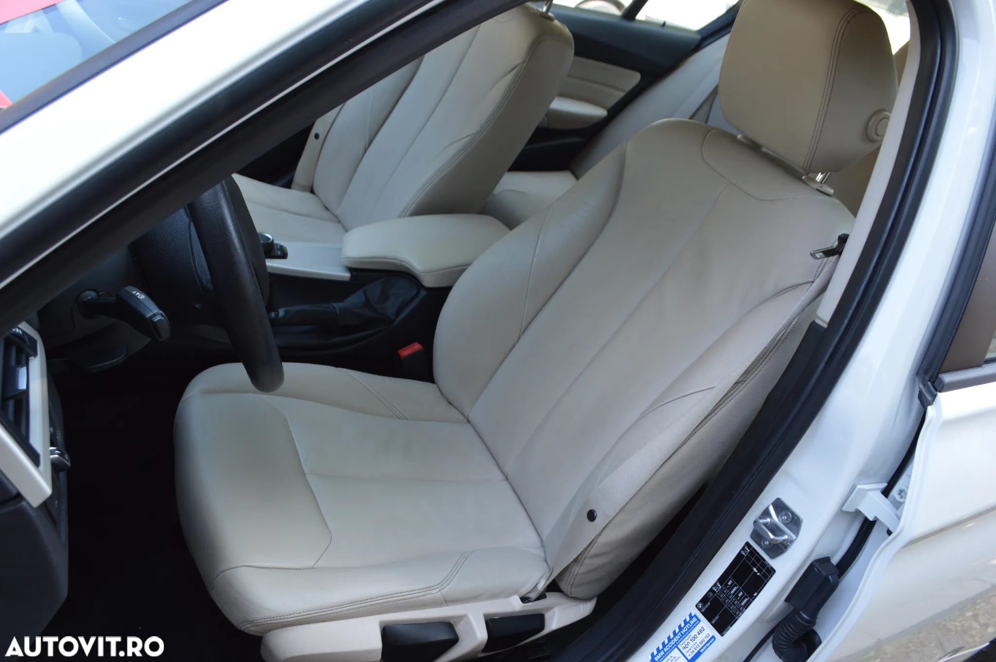 BMW Seria 3 320d Efficient Dynamic Edition Aut. - 28