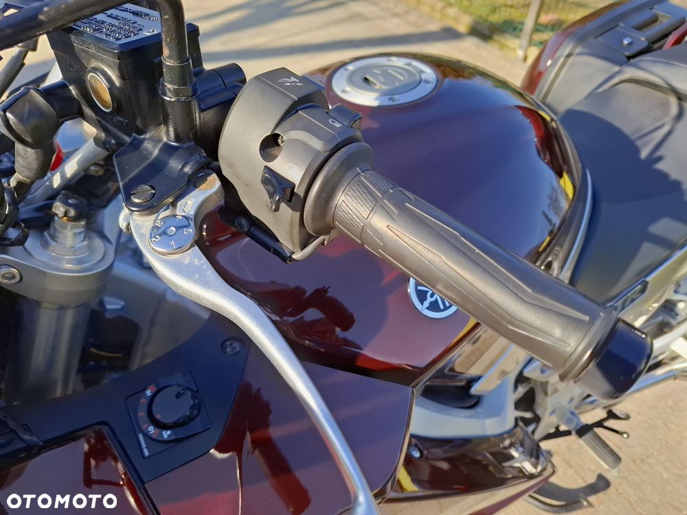 Yamaha FJR - 34