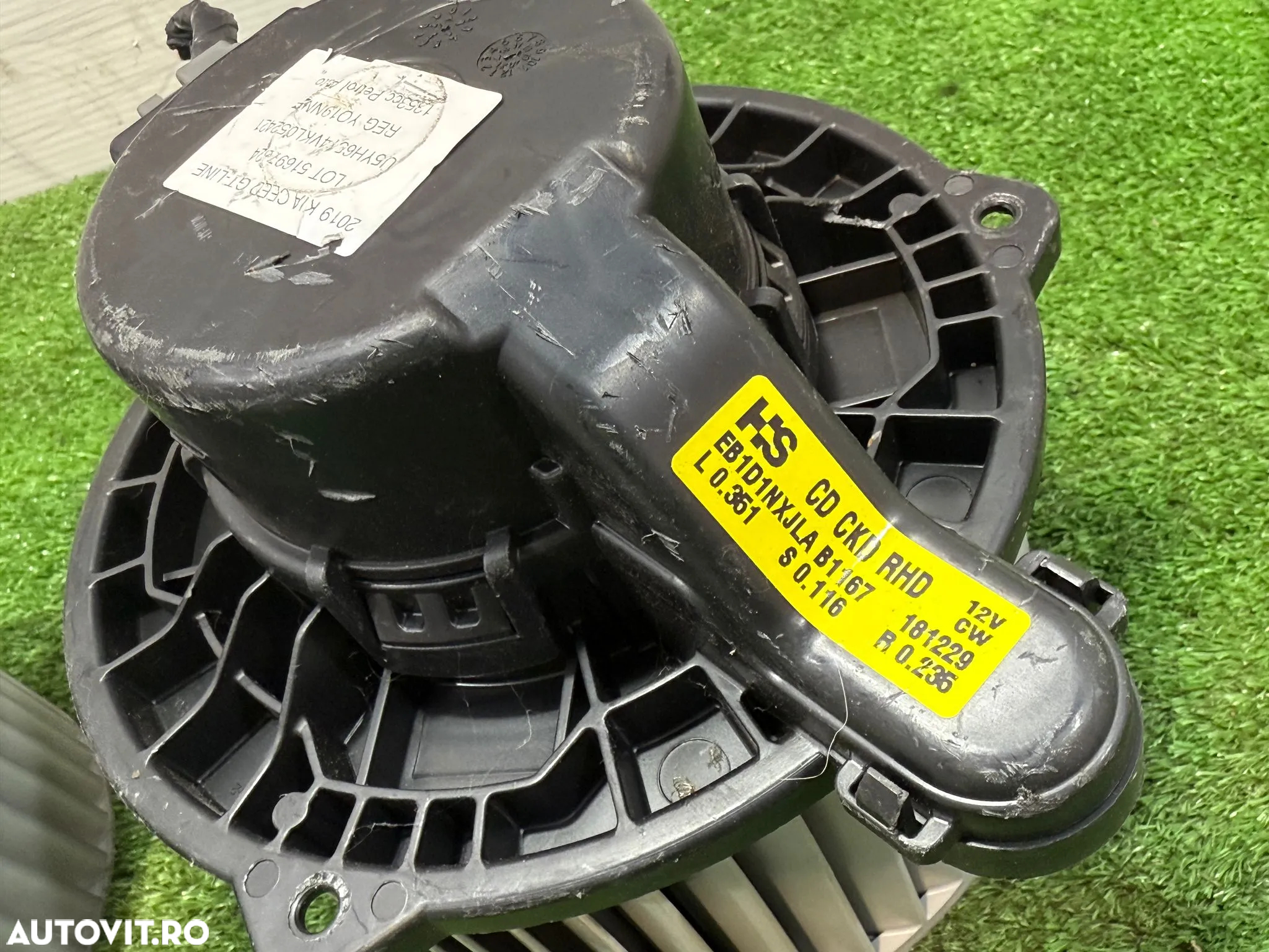 MOTORAS AEROTERMA VENTILATOR MITSUBISHI OUTLANDER 2 2.2 DIESEL 2012 2005-2012 / KIA CEED 3 GT-LI 1.4 BENZINA 2019 2018-2021 COD OEM 7802A216 EB1D1NXJLA - 8