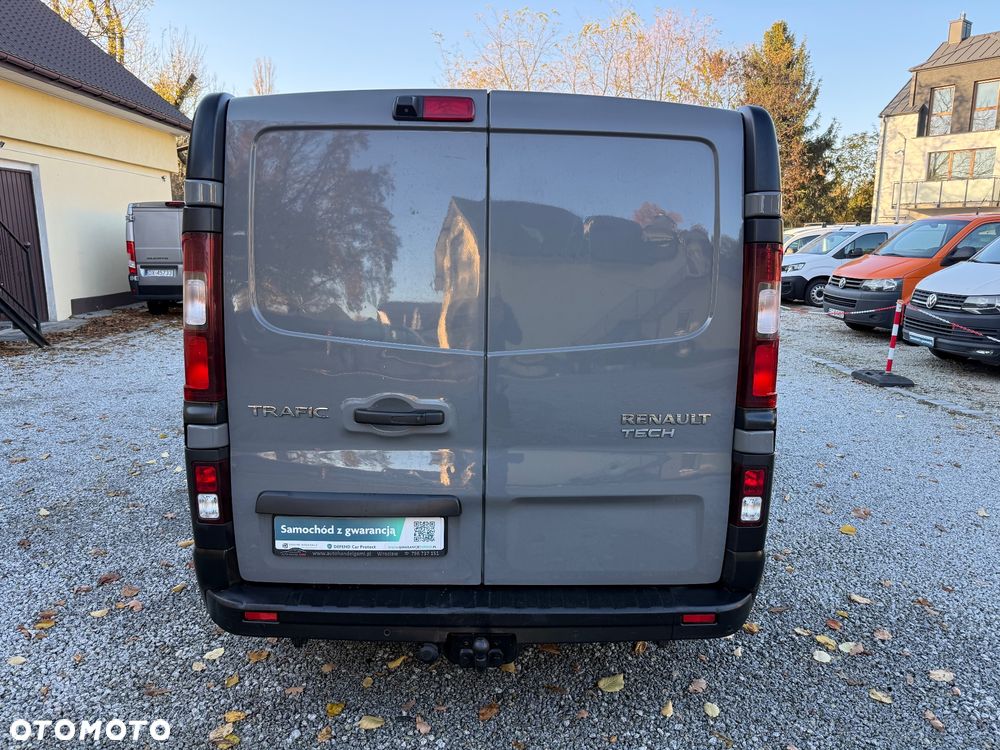 Renault Trafic Furgon Brygadowy Long L2H1 6 osób - 6