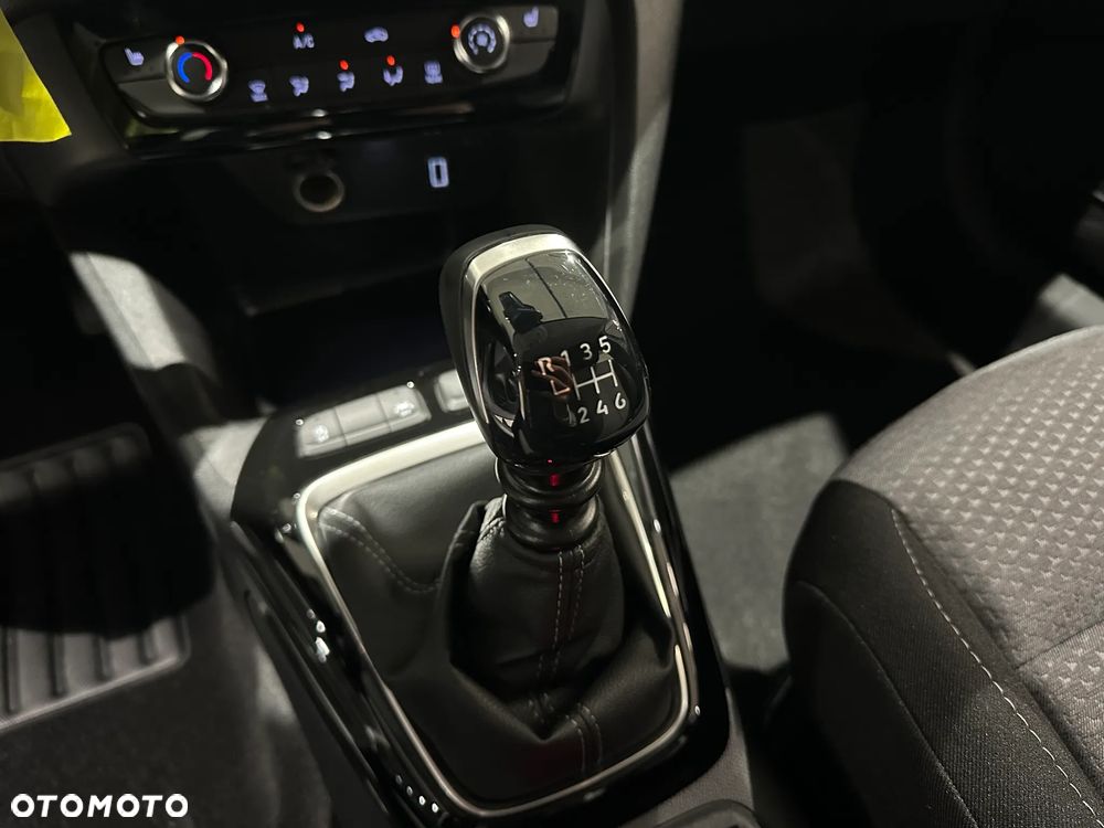 Opel Corsa 1.2 Edition S&S - 26