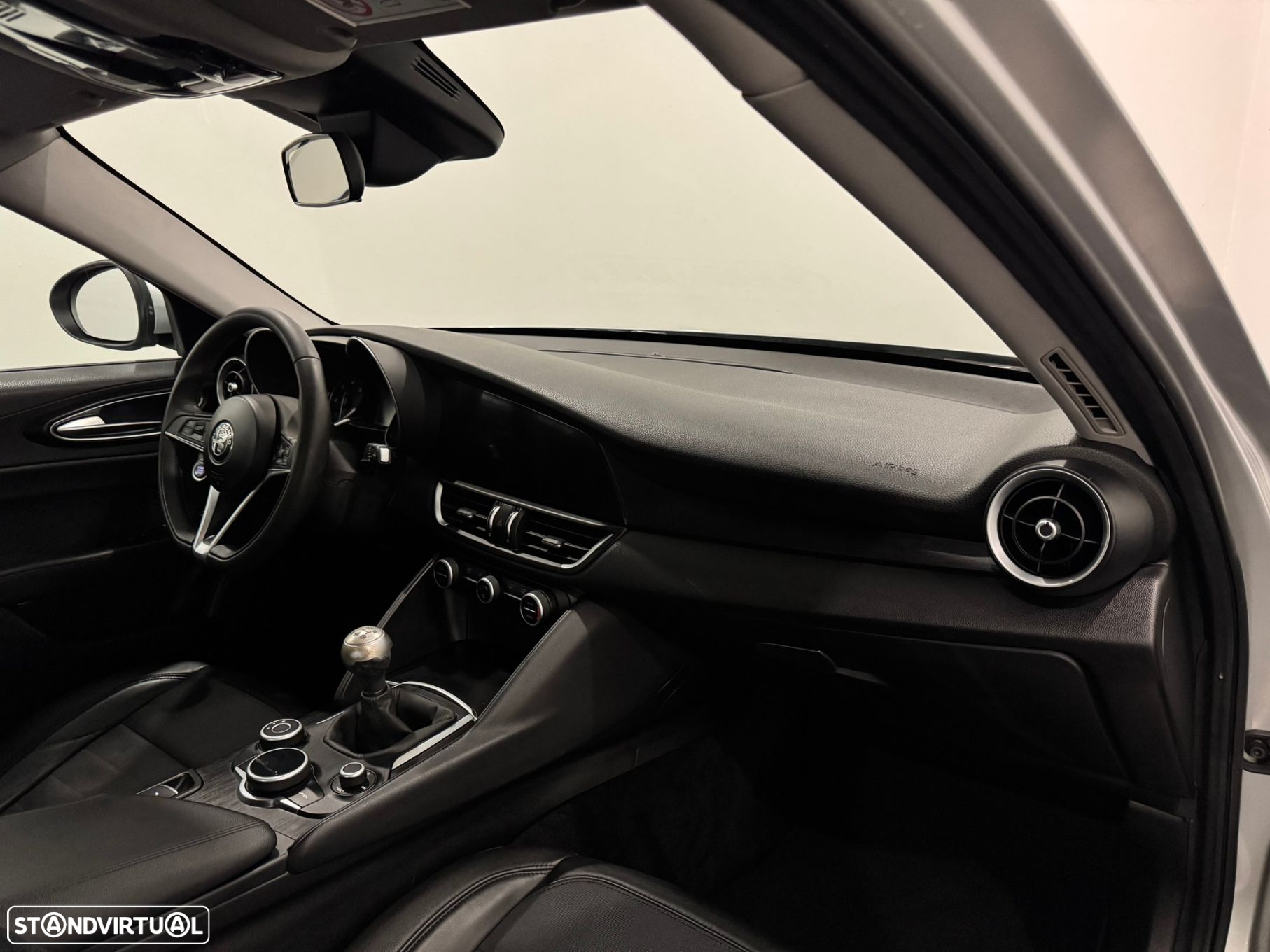 Alfa Romeo Giulia 2.2 D Super - 27