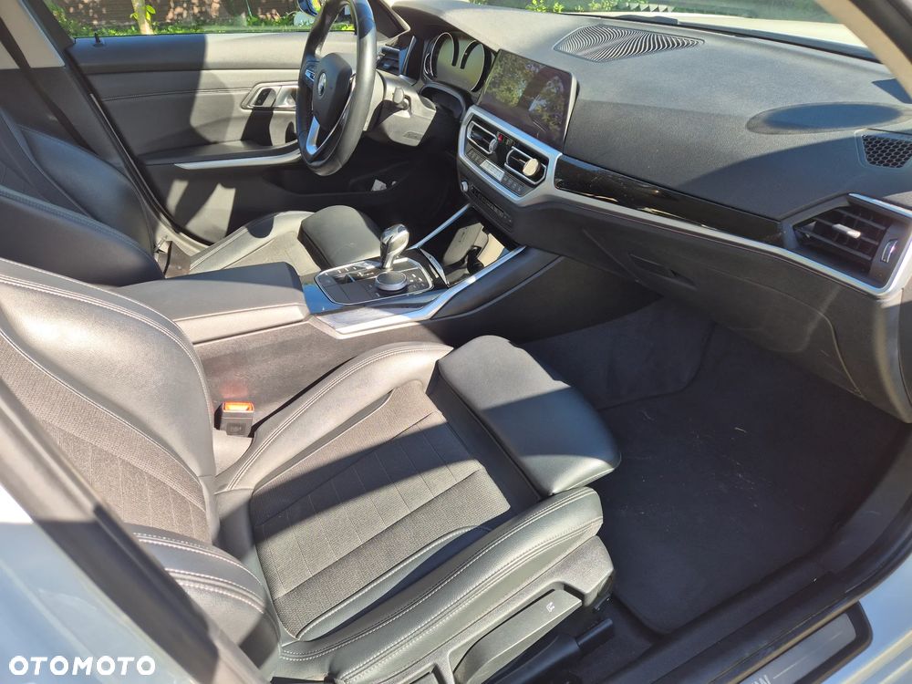 BMW Seria 3 - 8