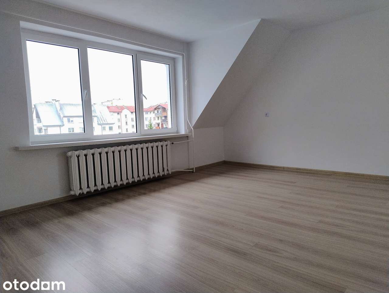Sprzedam mieszkanie 3 pokoje + oranżeria + piwnica, ul. Dobrzańskiego
