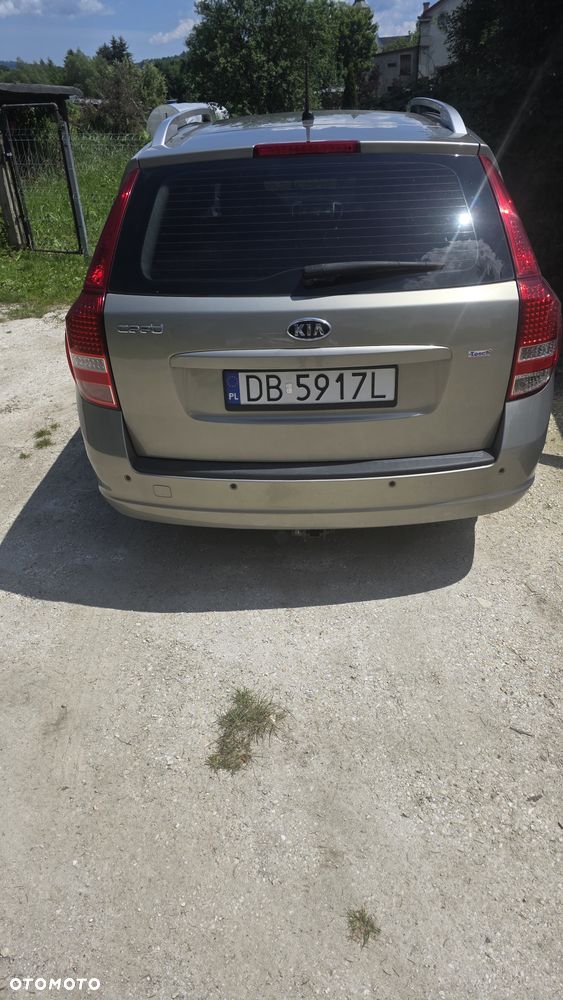 Kia Ceed 1.4 L - 4