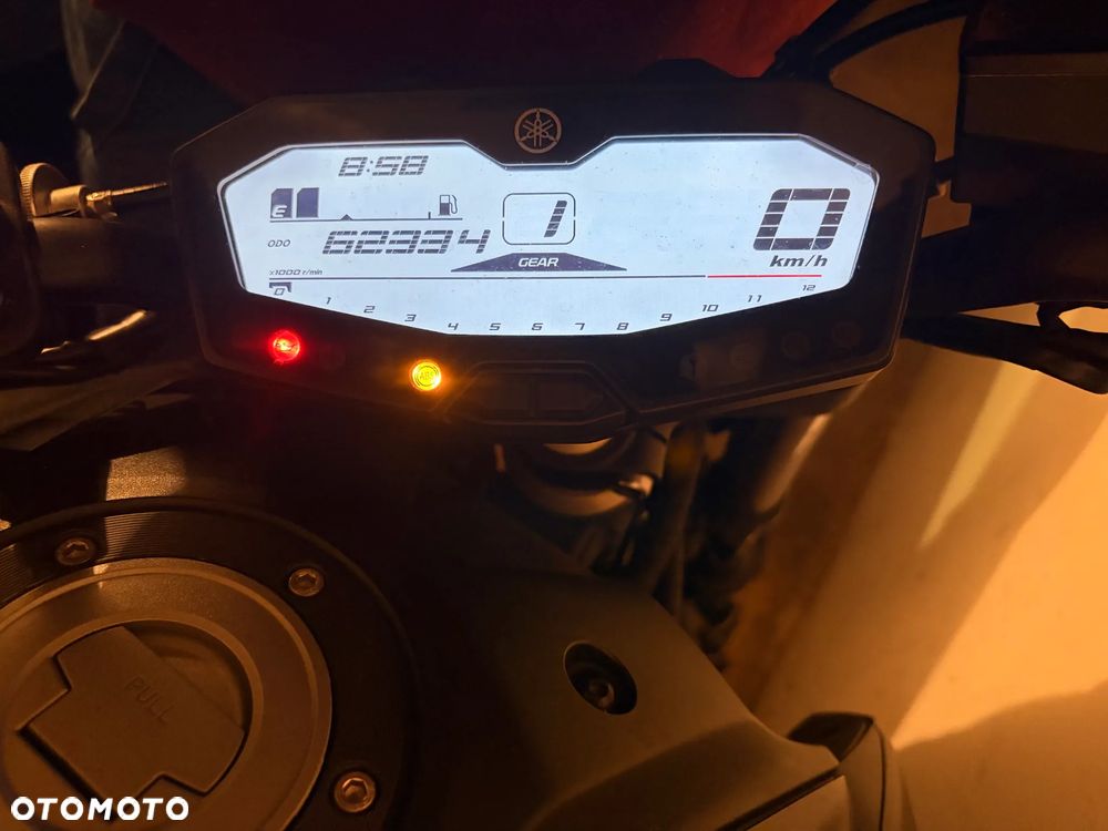 Yamaha MT - 13