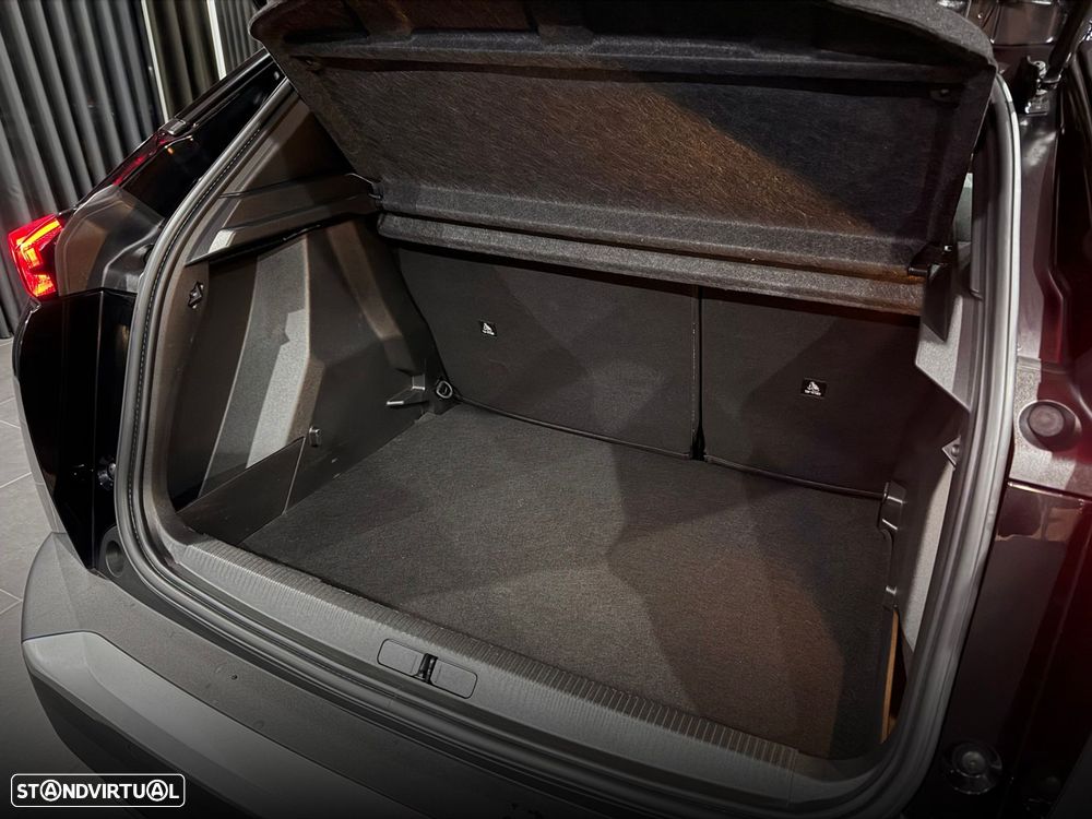 Peugeot 2008 1.2 PureTech Active Pack - 36