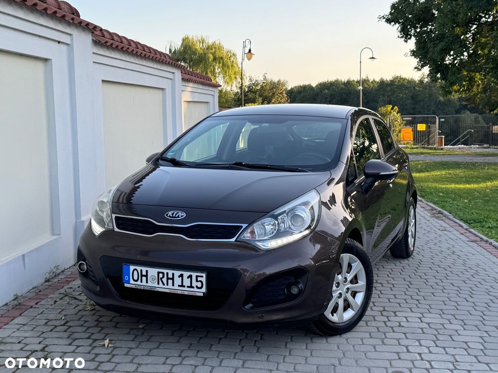 Kia Rio - 3