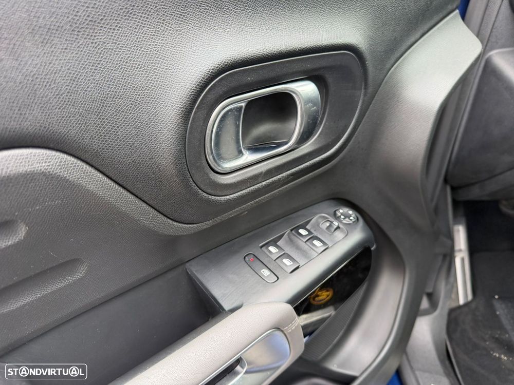 Citroën C5 Aircross 1.2 PureTech Shine EAT8 - 28