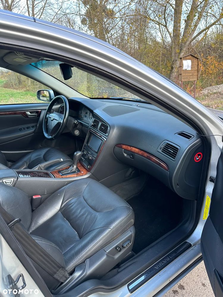 Volvo S60 2.5T AWD Rubin - 11