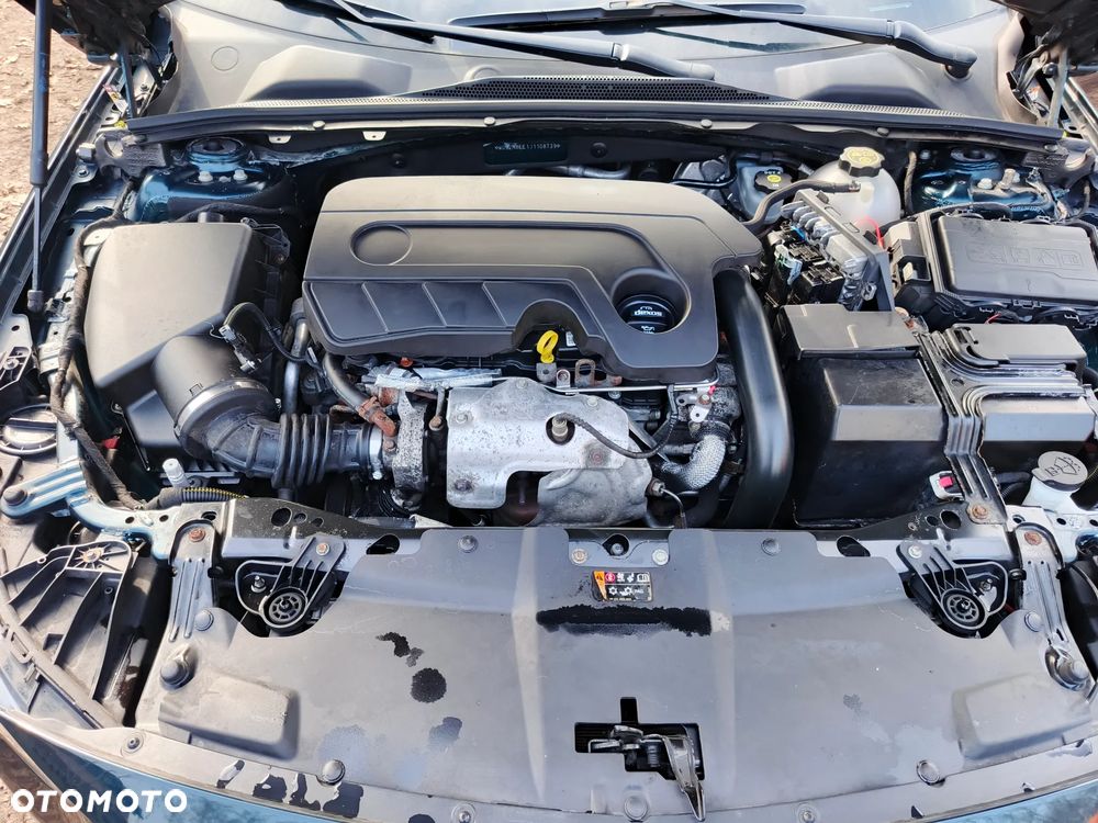 Opel Insignia 1.6 ECOTEC Business Innovation - 28