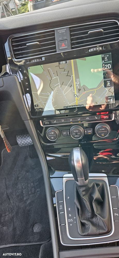 Volkswagen Golf - 20