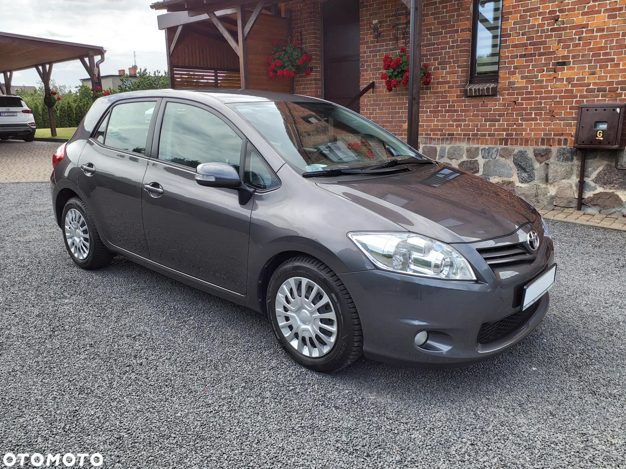Toyota Auris 1.6 Premium - 3