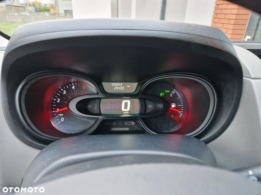 Renault Trafic - 2