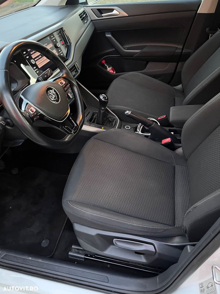 Volkswagen Polo 1.6 TDI SCR Comfortline - 14