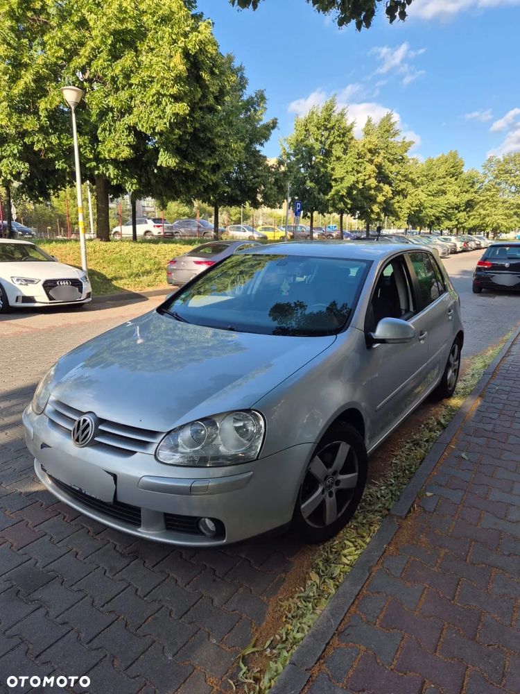 Volkswagen Golf 1.6 United - 1