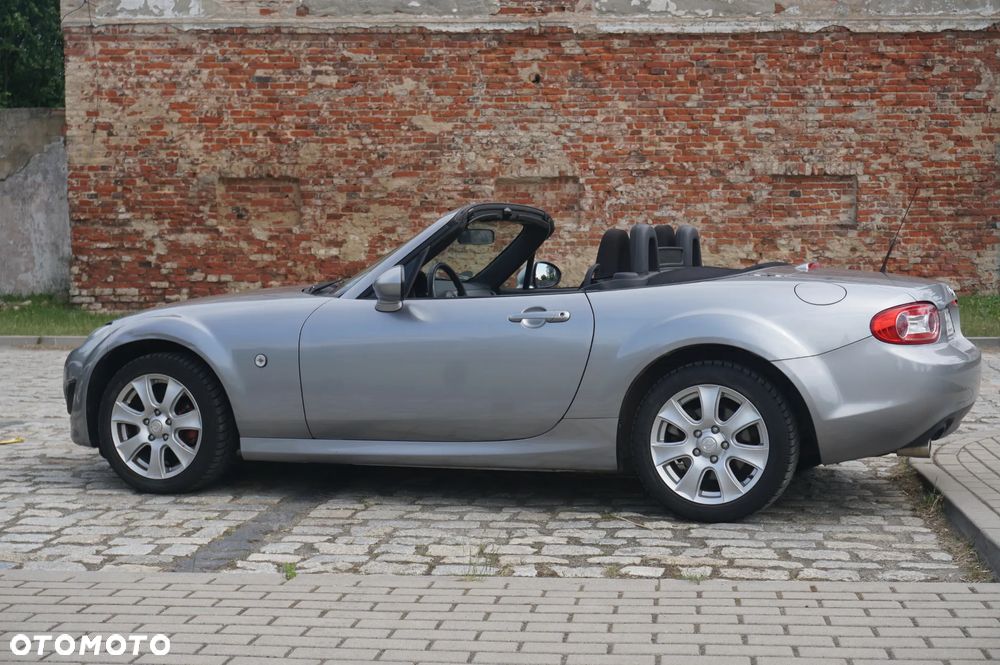 Mazda MX-5 2.0 MZR 3rd Generation - 3