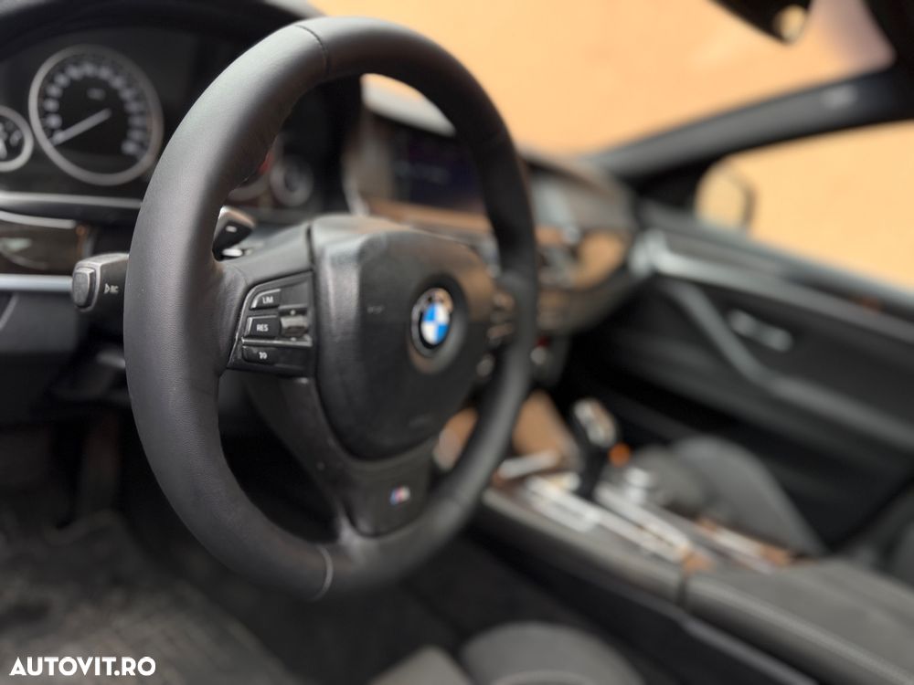 BMW Seria 5 520d - 14