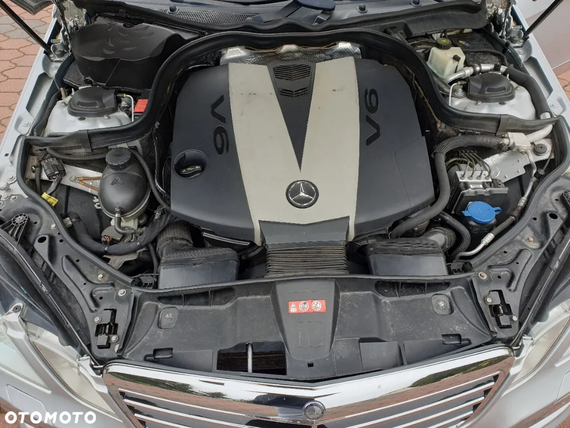 Mercedes-Benz Klasa E 350 T CDI DPF 4Matic BlueEFFICIENCY 7G-TRONIC Avantgarde - 23