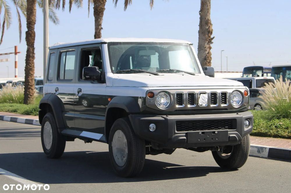 Suzuki Jimny 1.5 Elegance - 11