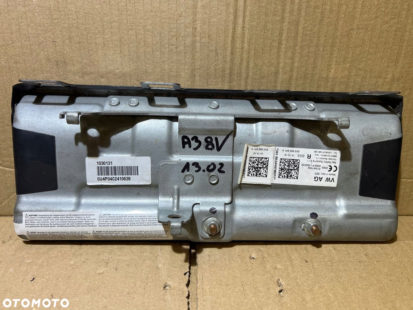 AUDI A3 8V AIRBAG PODUSZKA POWIETRZNA KOLANOWA AIR BAG 8V2880841A UK - 5
