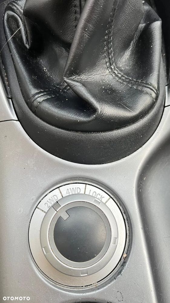 Mitsubishi Outlander 2.0 DI-D 4WD Intense - 8