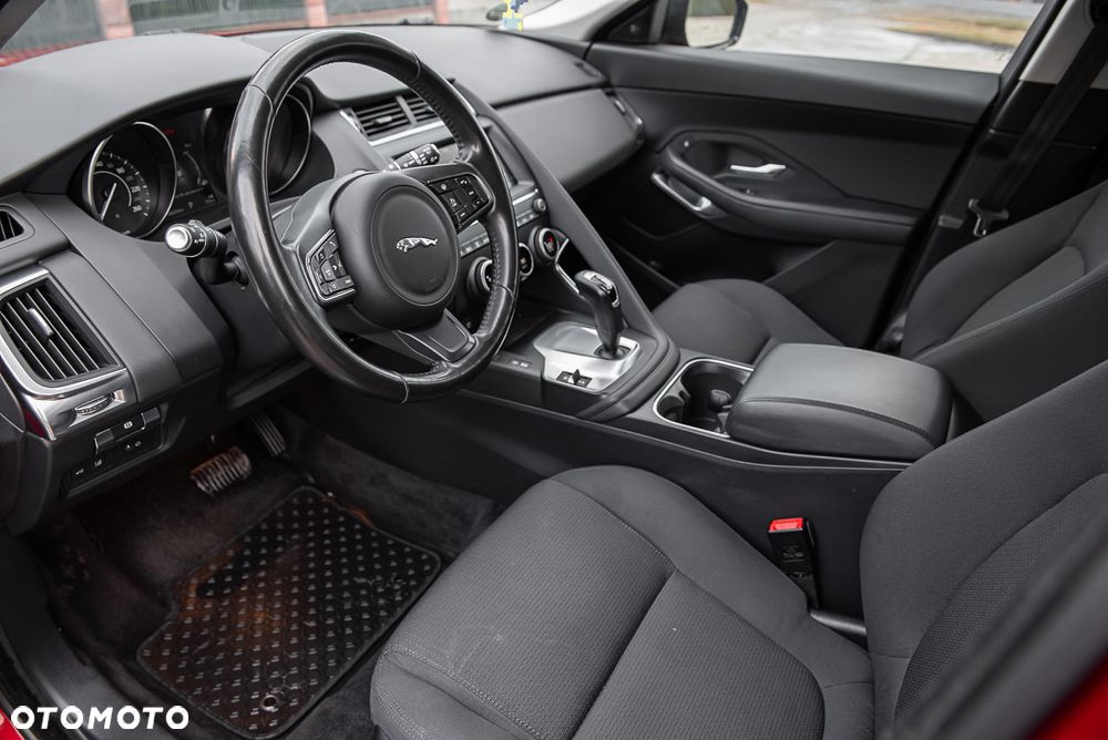 Jaguar E-Pace - 15