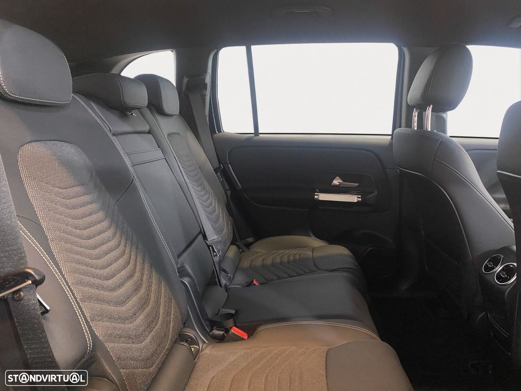 Mercedes-Benz EQB 350 4Matic Progressive - 14