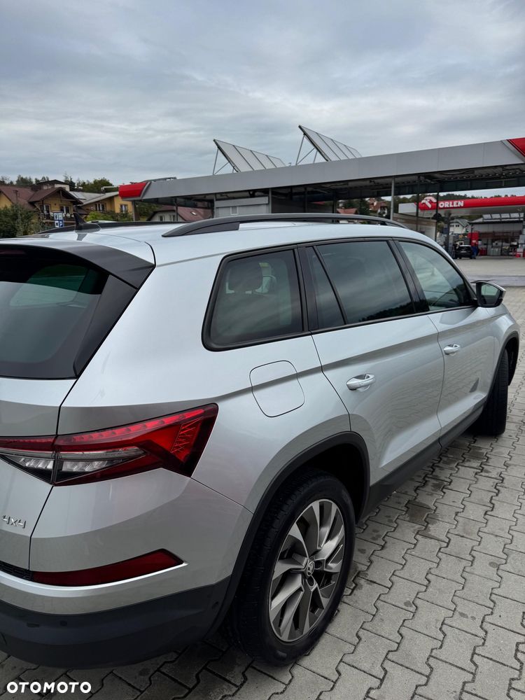 Skoda Kodiaq 2.0 TDI 4x4 L&K DSG - 6