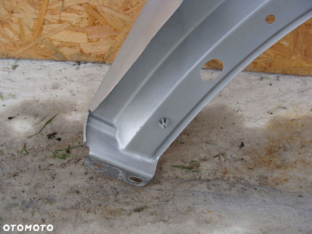błotnik lewy dodge nitro bez rdzy !!! - 7