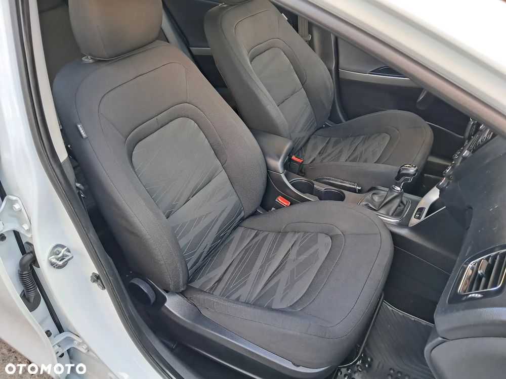 Kia Ceed - 15