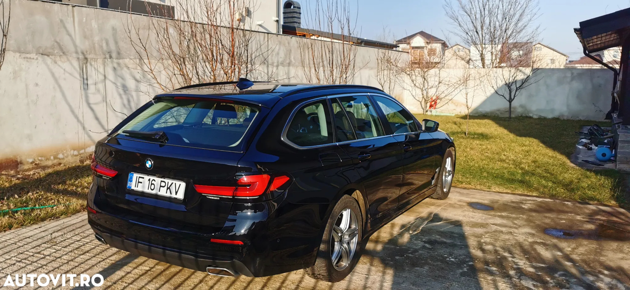 BMW Seria 5 520d Touring Aut. - 3