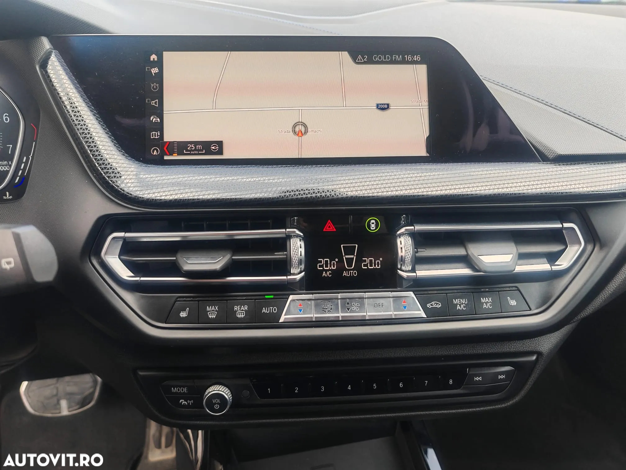 BMW Seria 1 118i Aut. M Sport - 26